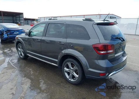 2017 Dodge Journey Crossroad Plus z USA, uszkodzony, nr VIN 3C4PDCGG9HT613272